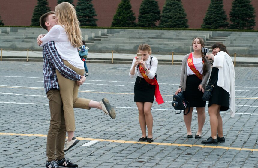 Последний звонок в столице 15 фото