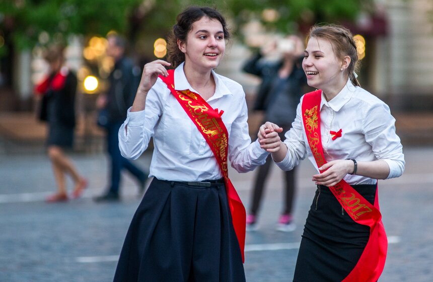 Последний звонок в столице 14 фото