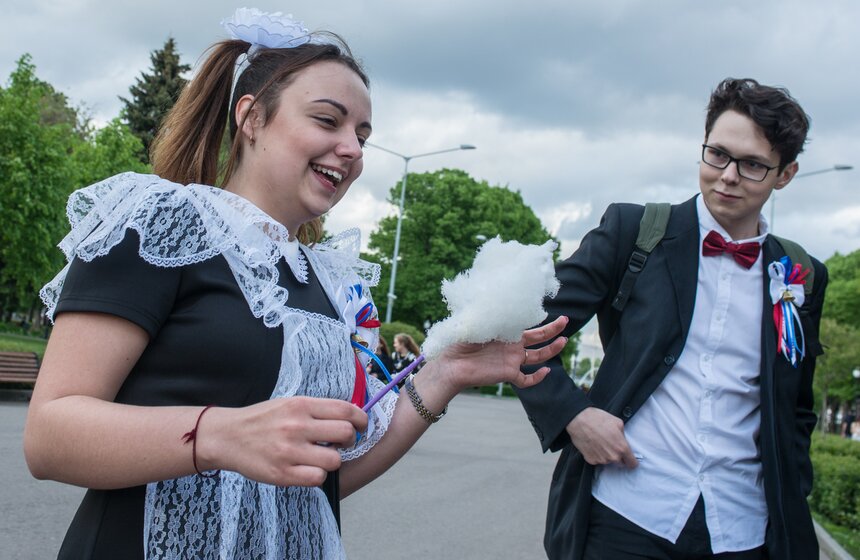 Последний звонок в столице 35 фото