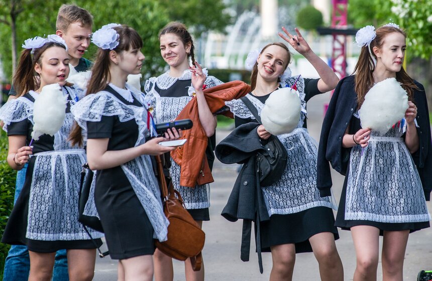 Последний звонок в столице 33 фото