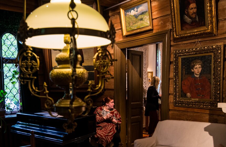 Третьяковка собрала пейзажи Васнецова в Доме-музее художника 20 фото