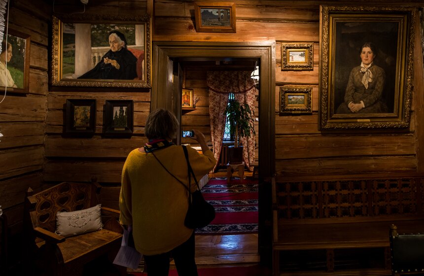 Третьяковка собрала пейзажи Васнецова в Доме-музее художника 11 фото