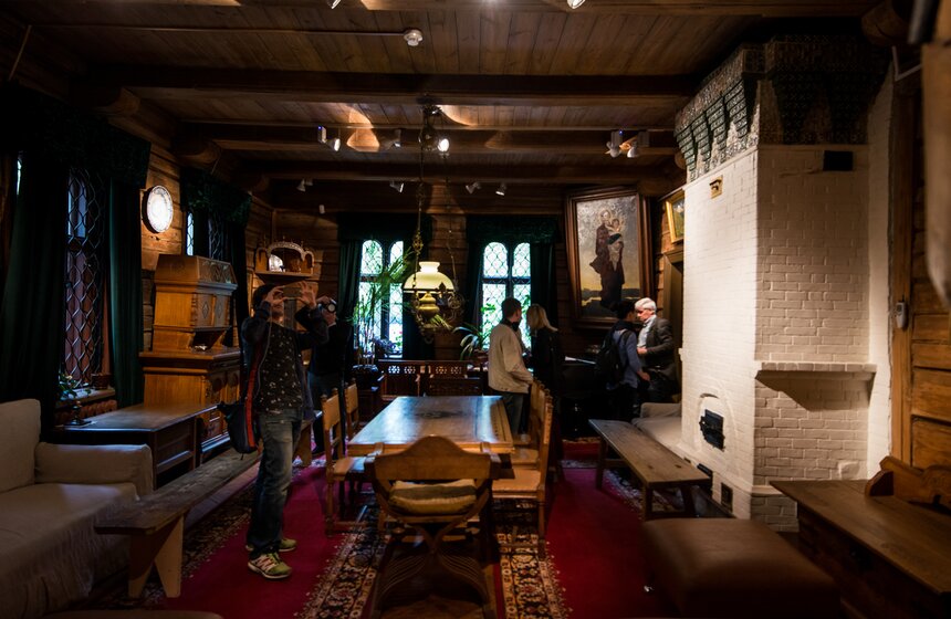 Третьяковка собрала пейзажи Васнецова в Доме-музее художника 12 фото