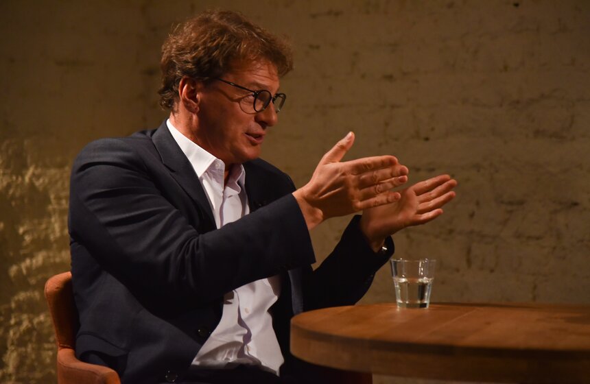 Людмила Нарусова на съемках программы "Важная персона" 3 фото