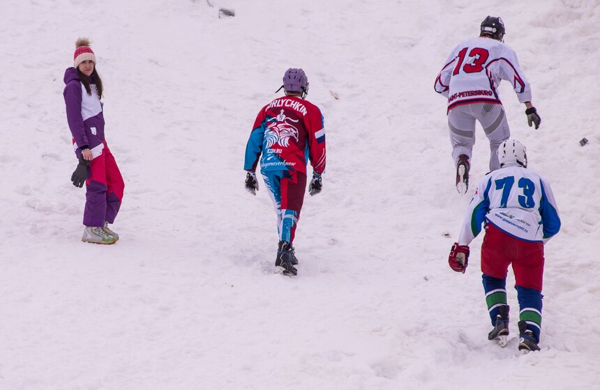 Состоялся этап Кубка мира по скоростному спуску на коньках 3 фото