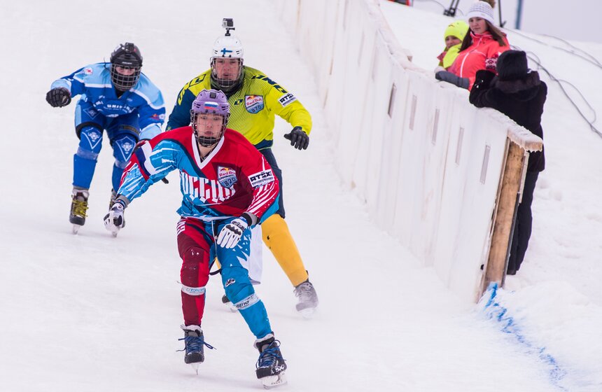 Состоялся этап Кубка мира по скоростному спуску на коньках 7 фото