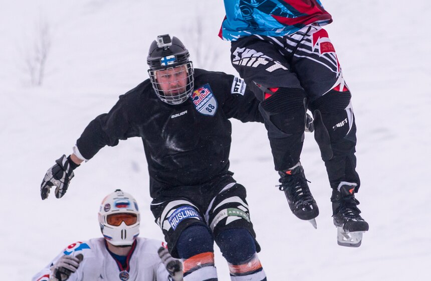 Состоялся этап Кубка мира по скоростному спуску на коньках 20 фото