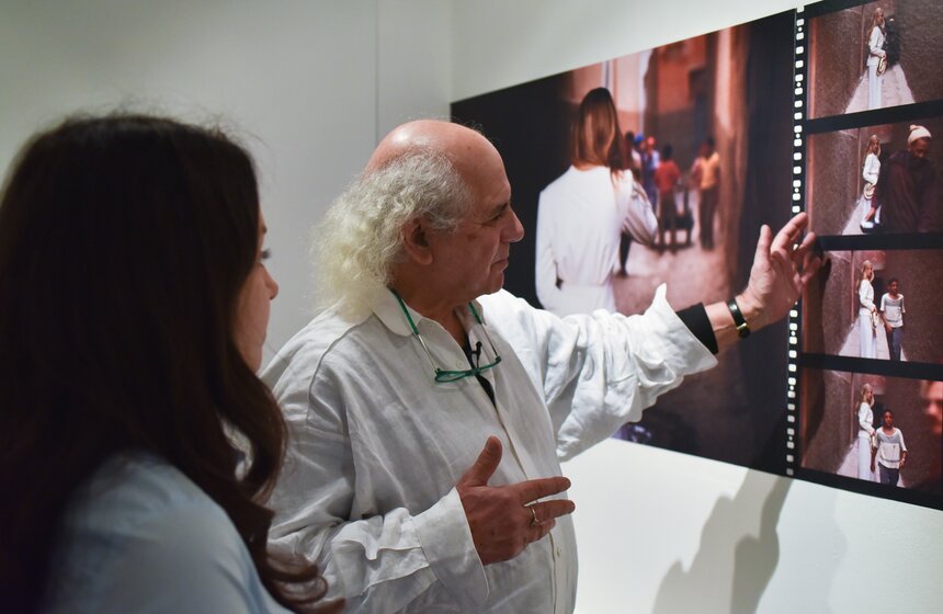 Выставка фотографа Дэниса Пила 2 фото