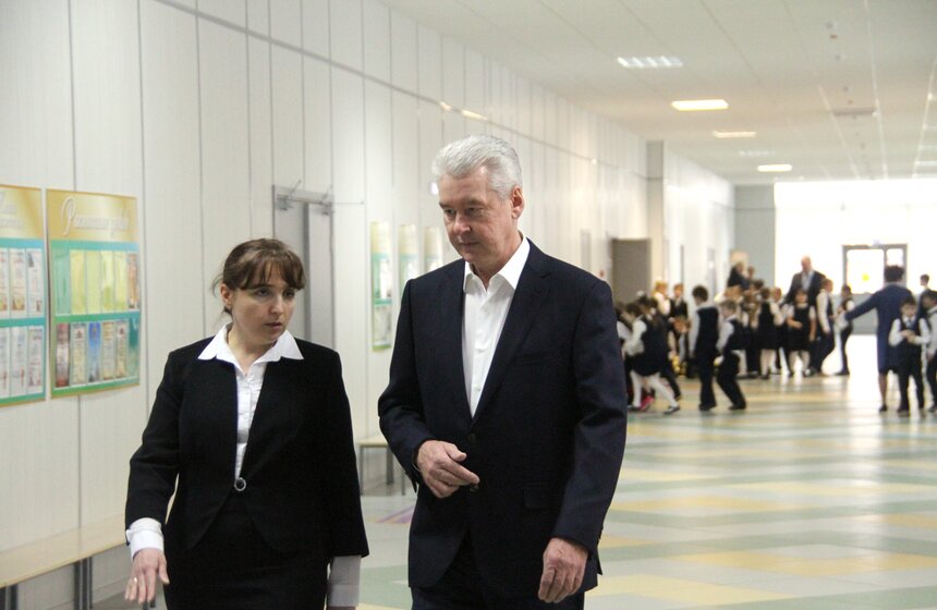 Сергей Собянин осмотрел новый ЖК "Вершинино" 17 фото