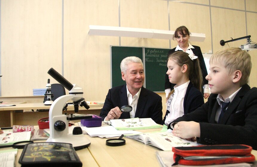 Сергей Собянин осмотрел новый ЖК "Вершинино" 15 фото