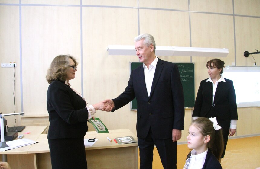 Сергей Собянин осмотрел новый ЖК "Вершинино" 14 фото