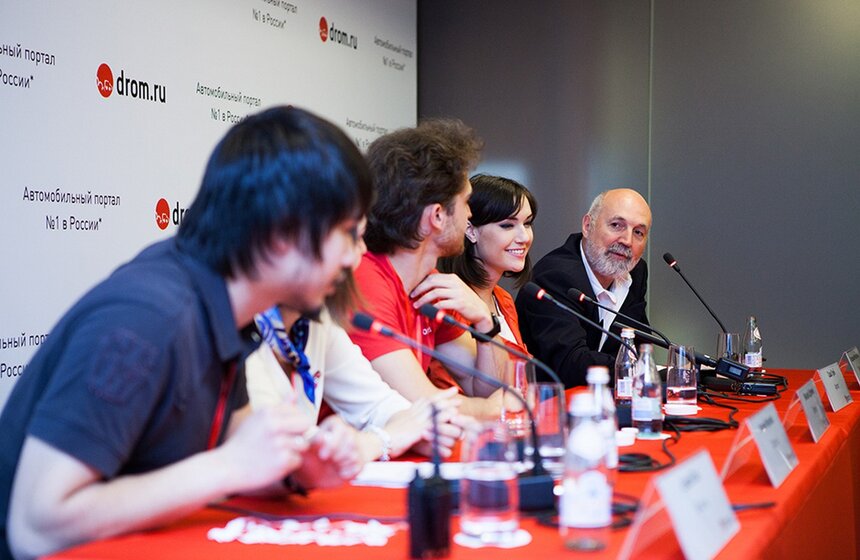 В InterContinental прошла пресс-конференция с Сашей Грей 2 фото