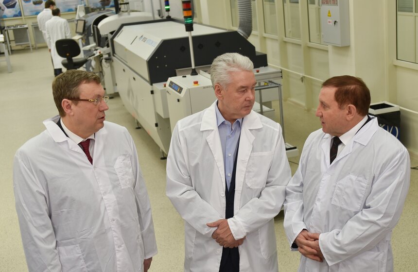 Собянин: мы активно поддерживаем московские предприятия 16 фото