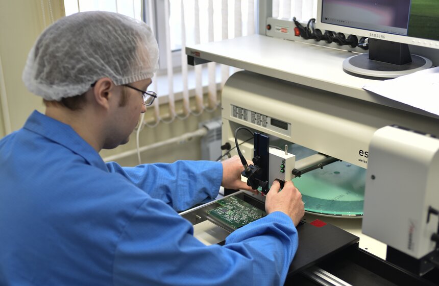 Собянин: мы активно поддерживаем московские предприятия 11 фото