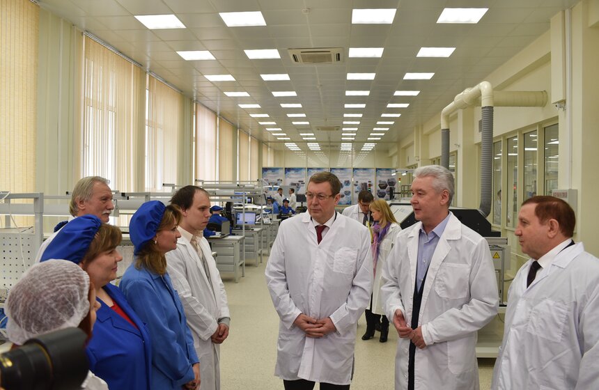 Собянин: мы активно поддерживаем московские предприятия 13 фото