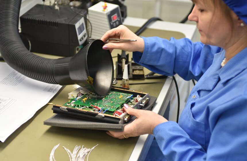 Собянин: мы активно поддерживаем московские предприятия 8 фото