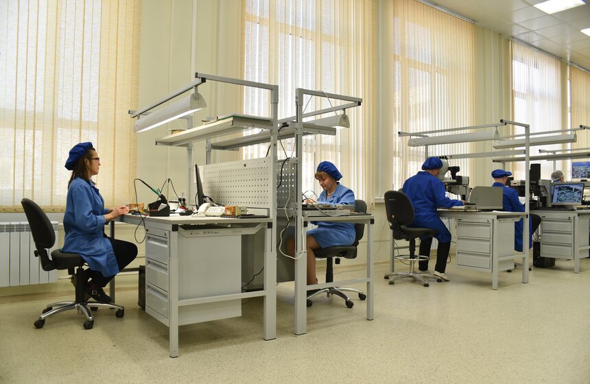 Собянин: мы активно поддерживаем московские предприятия 7 фото