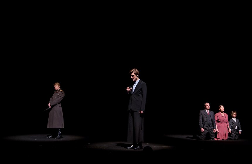 Пресс-показ спектакля "Дракон". Фоторепортаж 26 фото