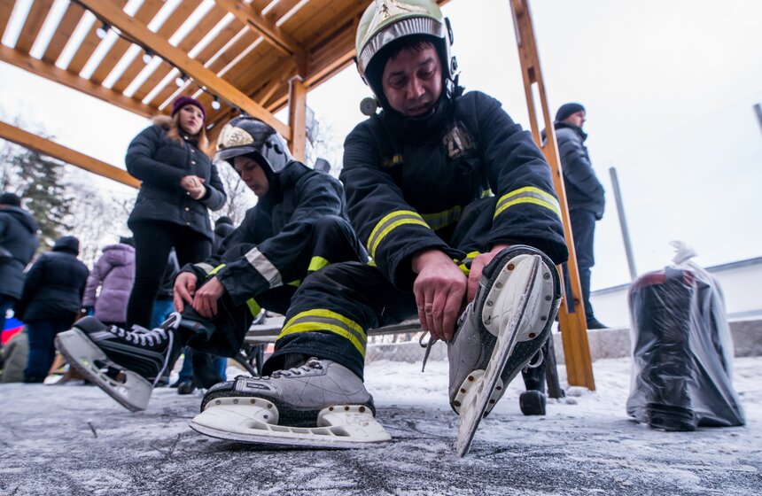 Пожарно-спасательный флешмоб прошел в парке Горького 5 фото