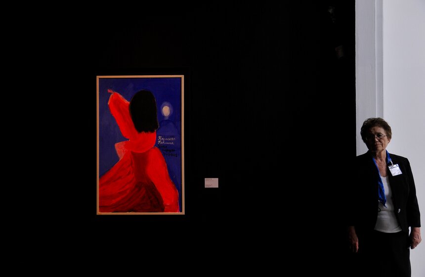 Выставки "Наив…но" и "Сотворение мира". Фоторепортаж 19 фото