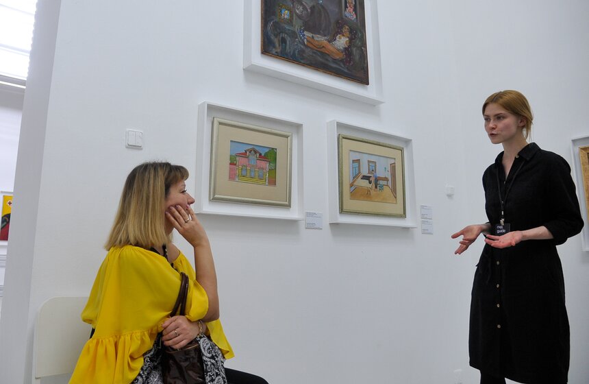Выставки "Наив…но" и "Сотворение мира". Фоторепортаж 18 фото