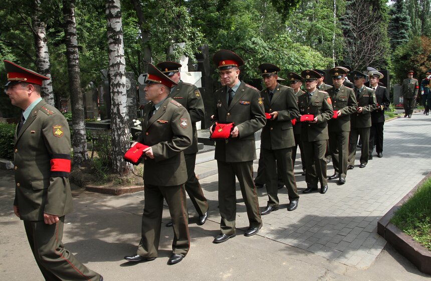 Похороны маршала Куликова 9 фото