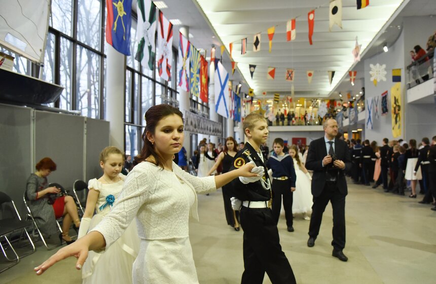 Бал юных моряков прошел в Московском Дворце пионеров 34 фото