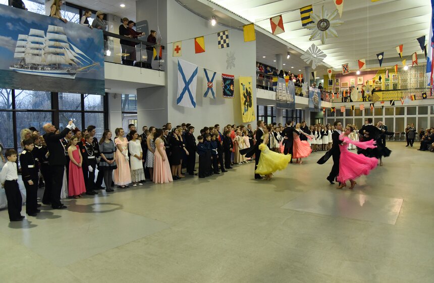 Бал юных моряков прошел в Московском Дворце пионеров 43 фото