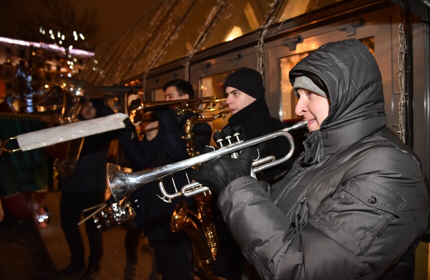Масленичный танцующий парад 5 фото