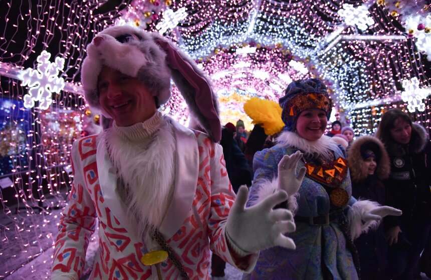 Масленичный танцующий парад 13 фото