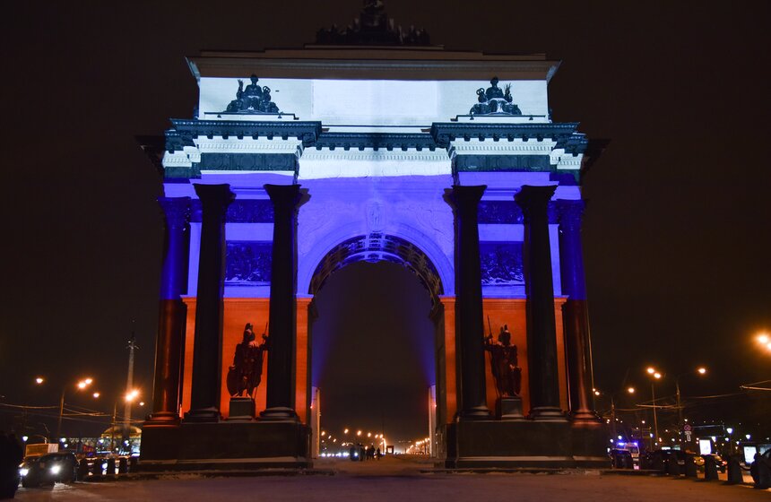 Видеомэппинг в честь Дня защитника Отечечества 10 фото