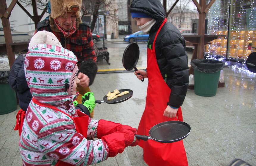 На Тверском бульваре прошел "Блинатлон" 10 фото