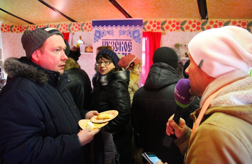 "Москва 24" накормила гостей и жителей столицы блинами. Фото 8 фото