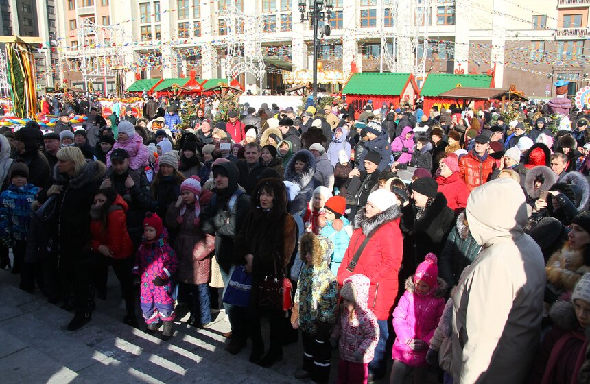 "Москва 24" накормила гостей и жителей столицы блинами. Фото 2 фото