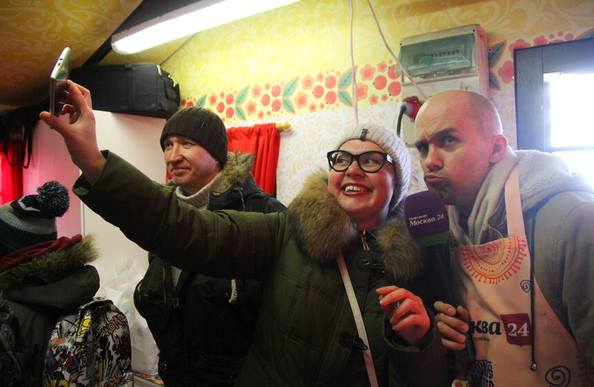 "Москва 24" накормила гостей и жителей столицы блинами. Фото 14 фото