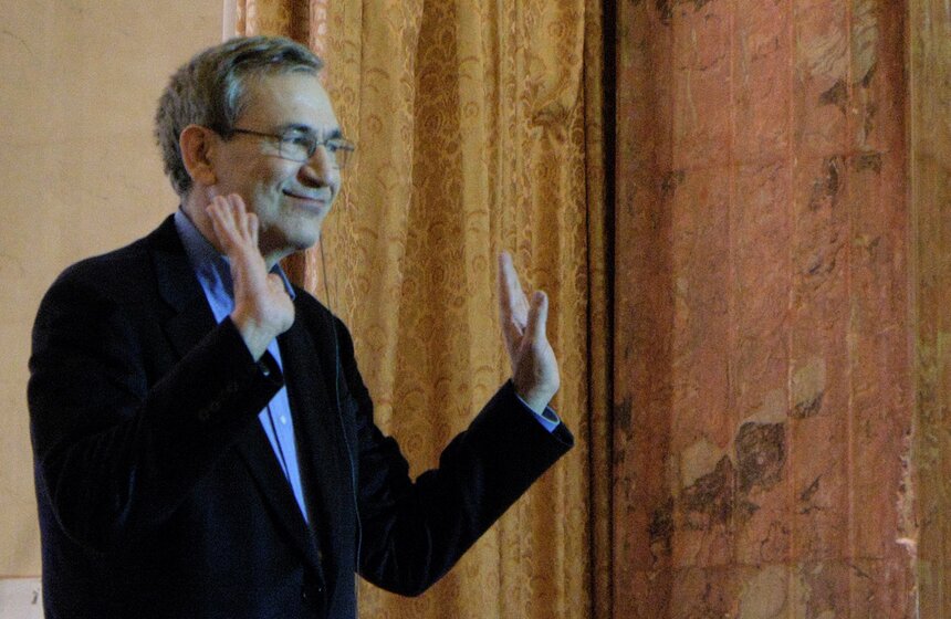 Турецкий писатель Орхан Памук получил премию "Ясная поляна" 4 фото