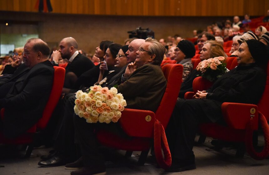 Прощание с актером Алексеем Петренко 17 фото