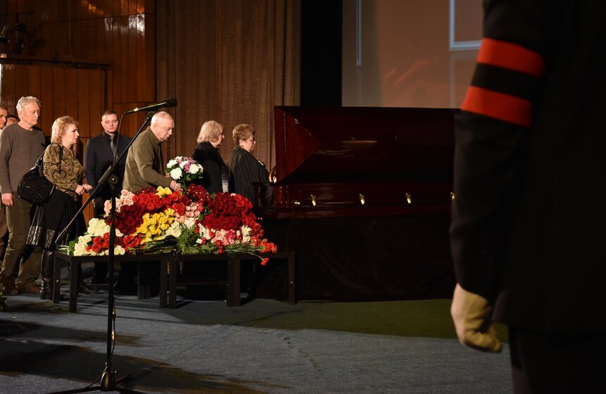 Прощание с актером Алексеем Петренко 20 фото