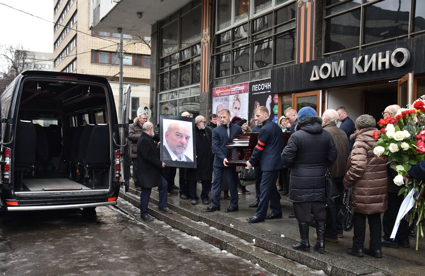 Прощание с актером Алексеем Петренко 23 фото