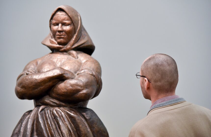 Выставка "Мужики и бабы" в Третьяковской галерее 3 фото