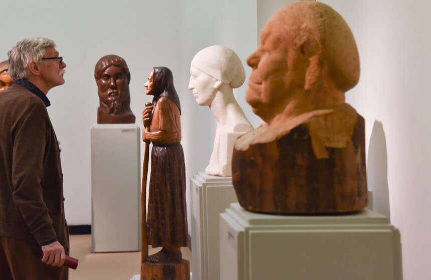 Выставка "Мужики и бабы" в Третьяковской галерее 16 фото