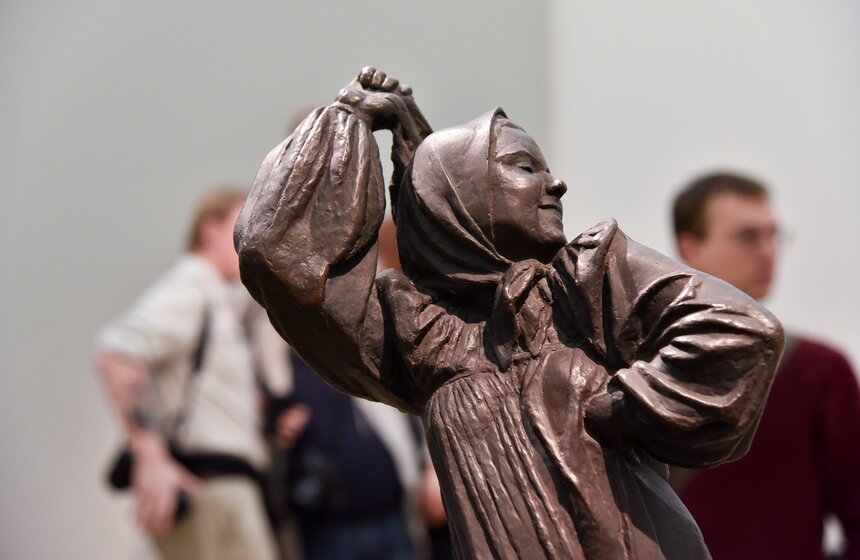 Выставка "Мужики и бабы" в Третьяковской галерее 11 фото