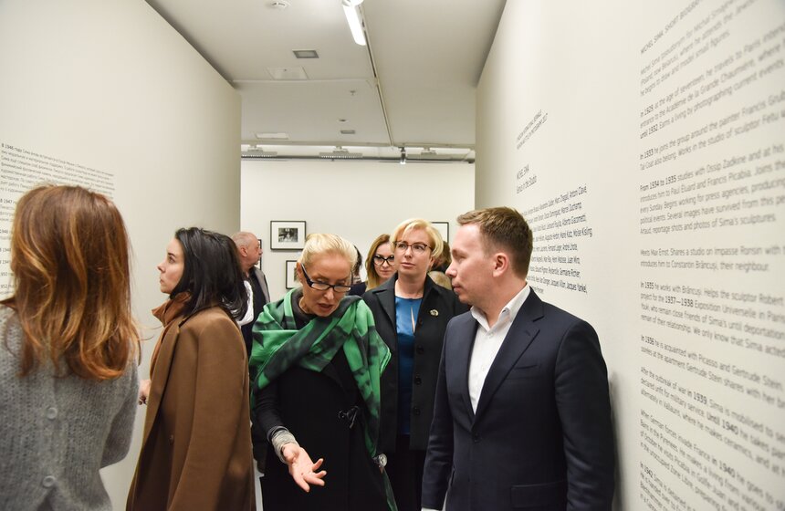 Выставки Игоря Мухина и Мишеля Сима в МАММ 15 фото