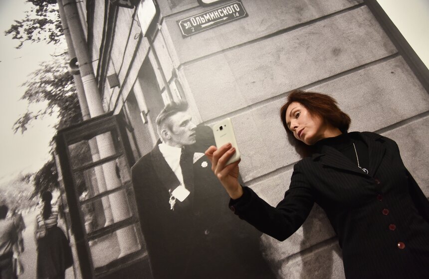 Выставки Игоря Мухина и Мишеля Сима в МАММ 22 фото