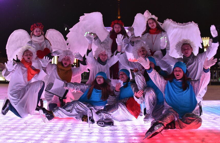 День всех влюбленных на ВДНХ 6 фото