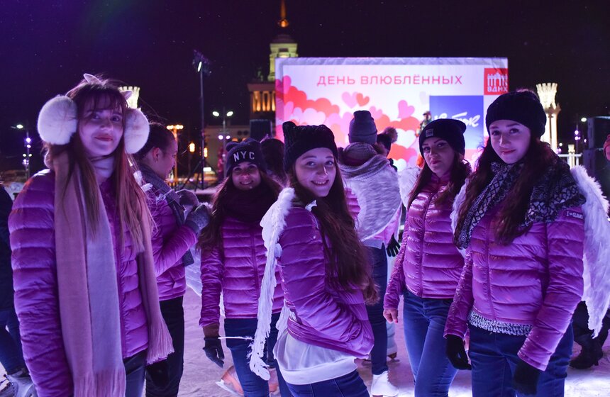 День всех влюбленных на ВДНХ 17 фото