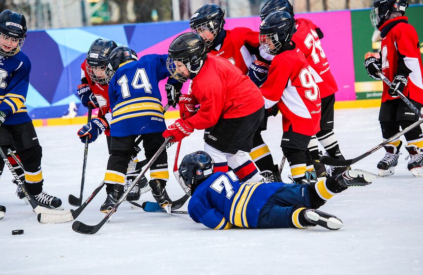 Товарищеский матч в Парке Горького. Фоторепортаж 34 фото