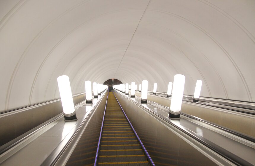 Собянин открыл станцию метро "Фрунзенская" 3 фото