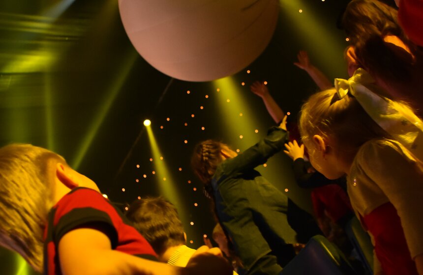 Серия новогодних представлений "Елка Мэра" 36 фото