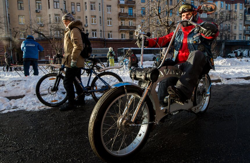 Второй зимний велопарад прошел в Москве. Фото 10 фото